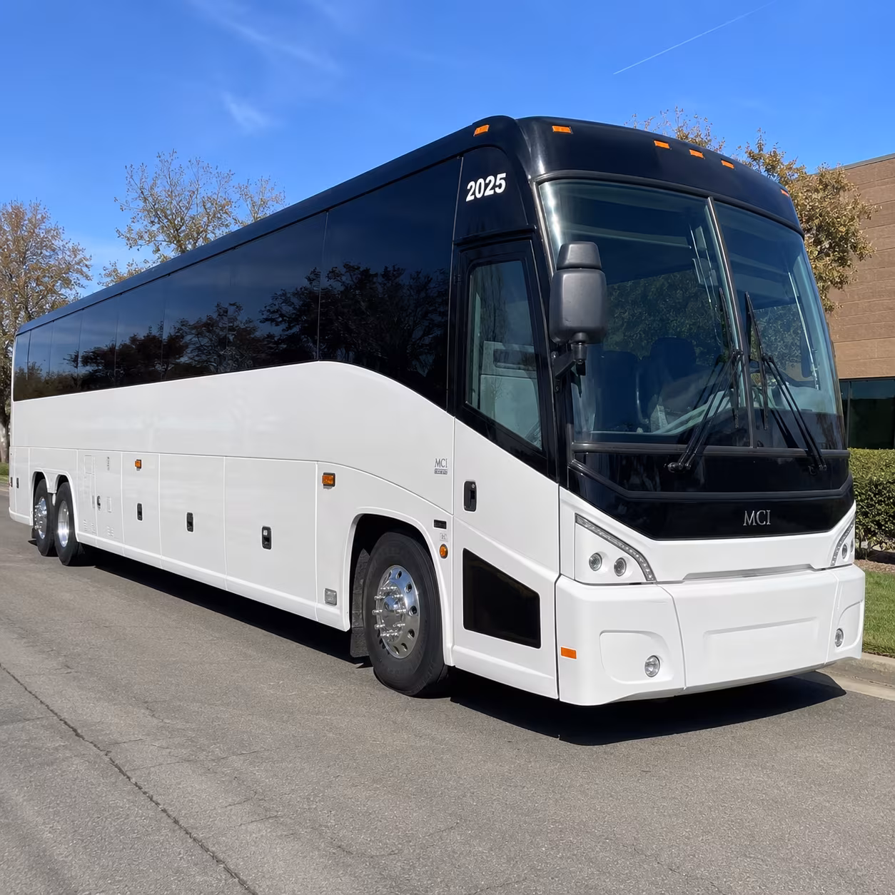 bus rentals to the rose bowl for ucla games and the new year s classic