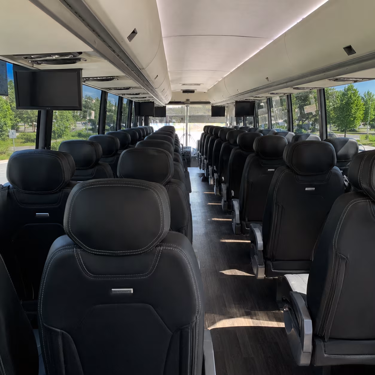 how the distance and duration of your trip affect charter bus rates in santa ana