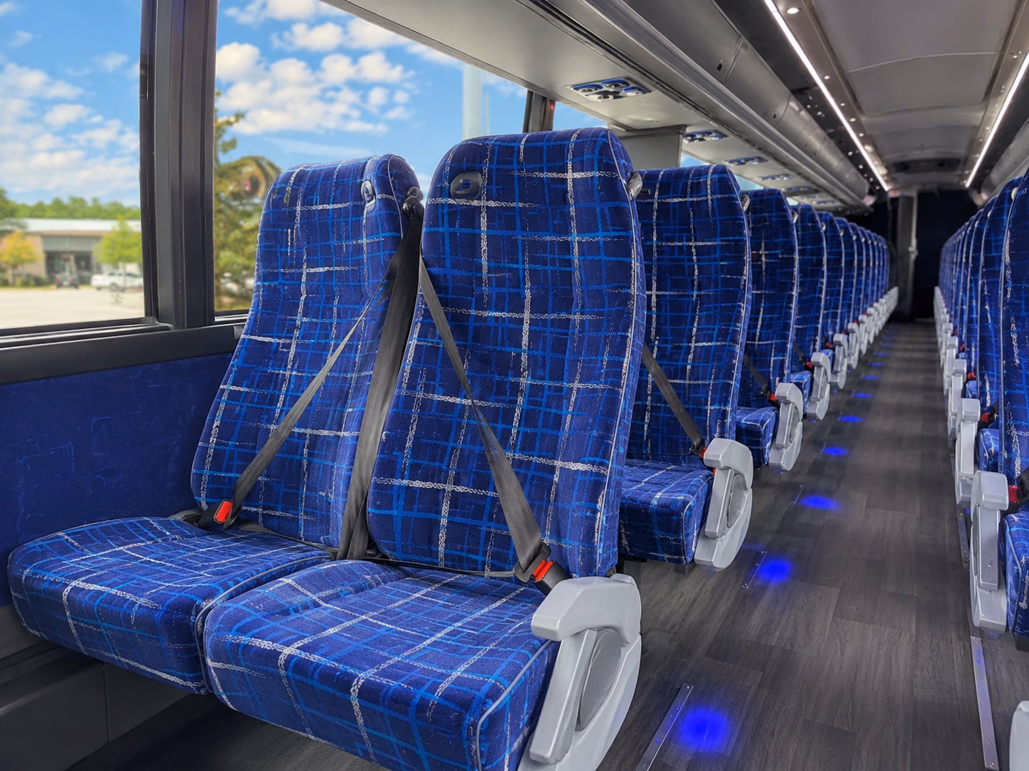 john wayne airport sna charter bus pickups and drop offs